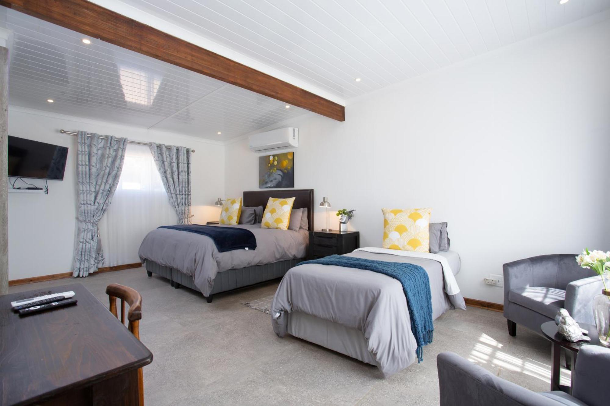 Steytlerville Royal Hotel מראה חיצוני תמונה