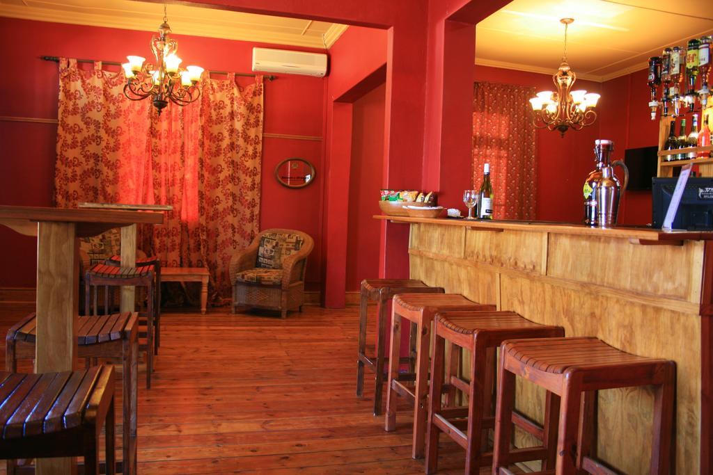 Steytlerville Royal Hotel מראה חיצוני תמונה